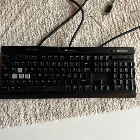 Corsair K70 MK2 tastatur