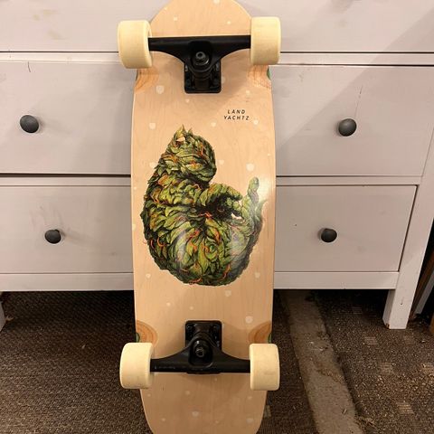 Landyachtz Dinghy cruiser, meaowijuana motiv!