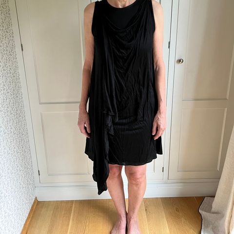 Jil Sander svart kjole 36