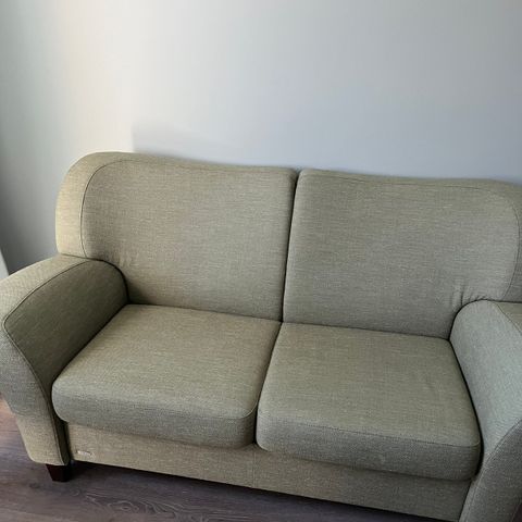 Brunstad sofa