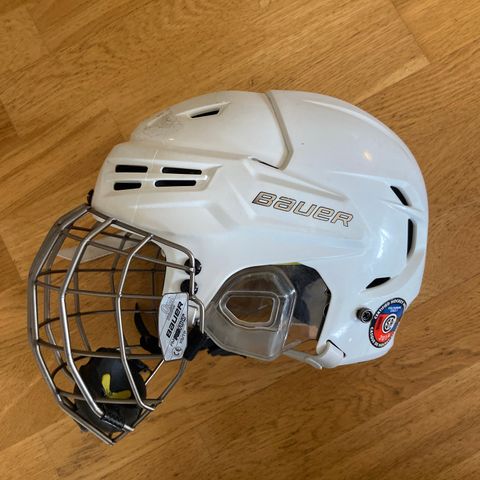 Hockeyhjelm Bauer Re-akt  (XS)