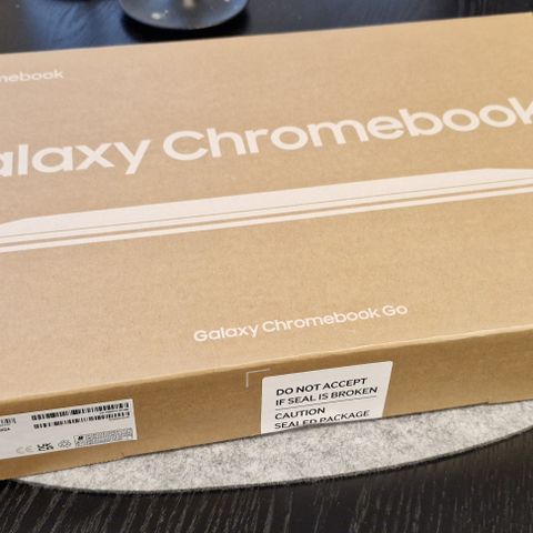 Galaxy Chromebook Go Laptop PC