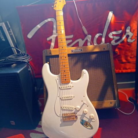 Fender stratocaster 1957 AVRI