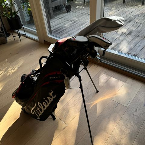 Titleist T200 black Edition