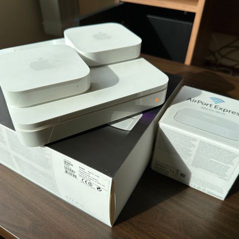 Apple Time Capsule og 2 stk. Apple Airport Express