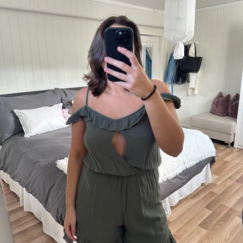 Grønn jumpsuit