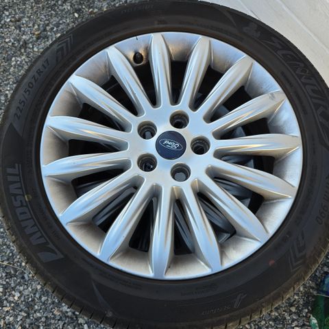 17" Ford felger 5x108 Nesten ubrukte sommerdekk