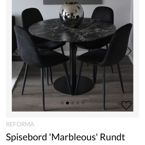 - Lekkert spisebord i «marmor»