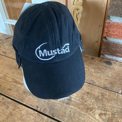 Mustad caps