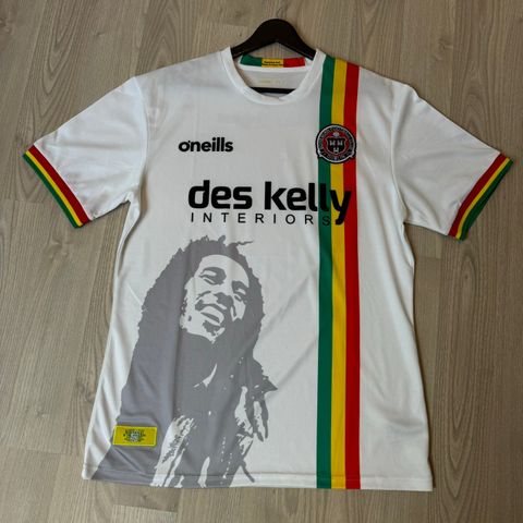 Unik Bohemians Dublin FC Bob Marley-drakt XL(L)