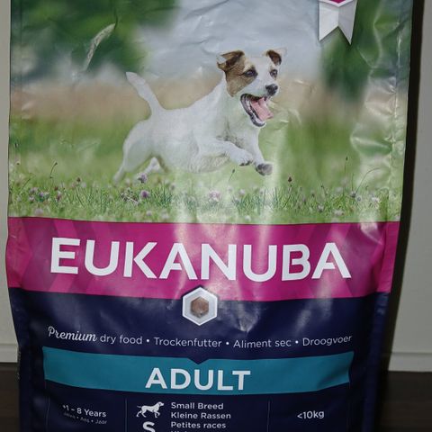 Tørrfór til hund. Eukanuba kylling.