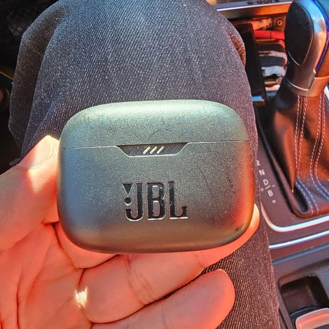 Jbl tune 235nc