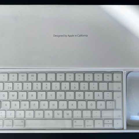 New Apple Magic Keyboard with Magic Mouse 2