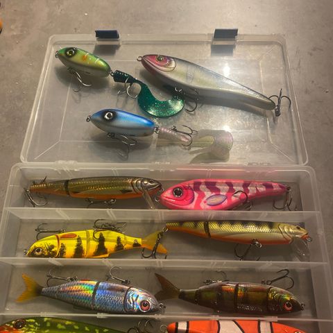 Div Jerkbait & savage gear wobblere selges! 700 inkl frakt