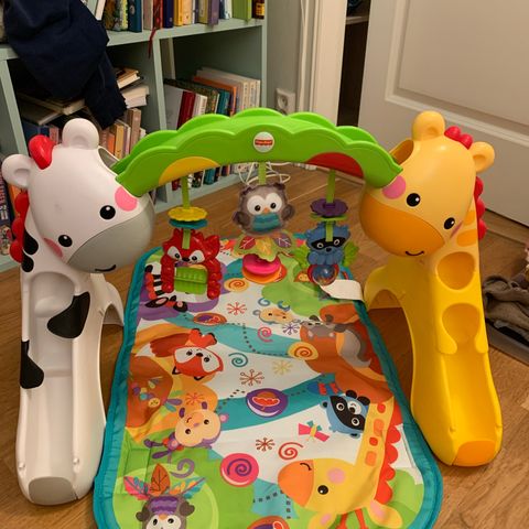 Fisher Price babygym selges