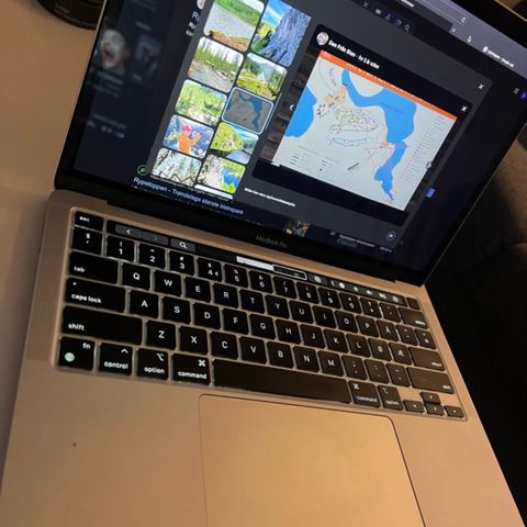 MacBook Pro (2020) 13" 256GB M1