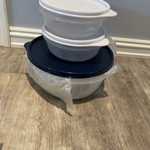 Tupperware skåler sett på 3 nytt