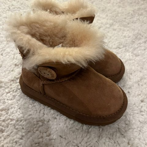 Ugg