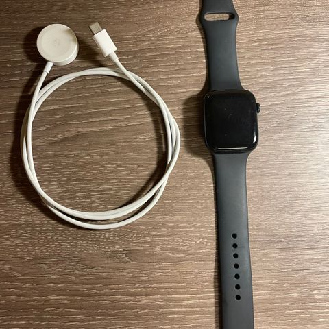 APPLE WATCH series 7 45 mm! Selges billig