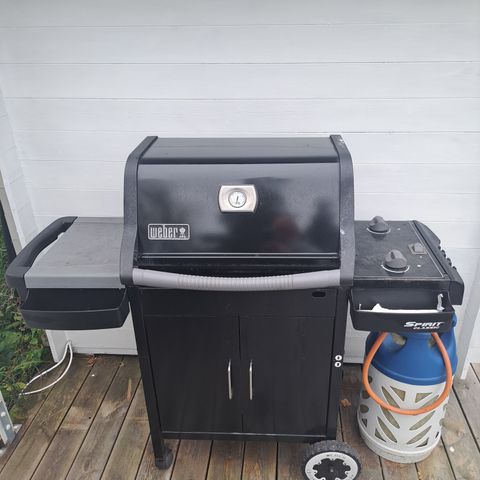 Weber gassgrill selges