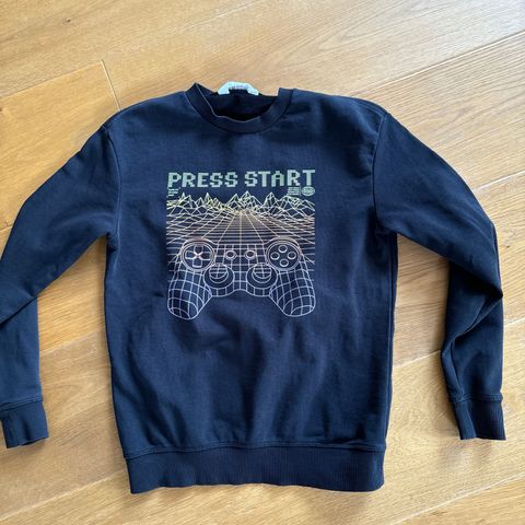 Press start jumper 10-12 år