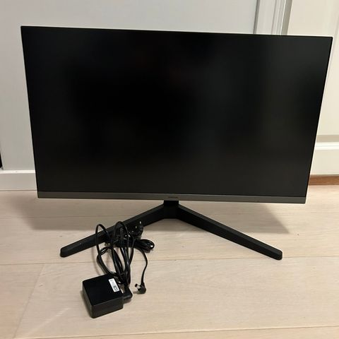 Samsung 27" skjerm C27C322