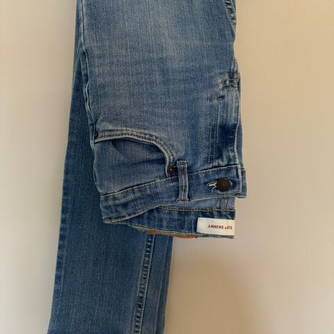 Levis jeans slim 164