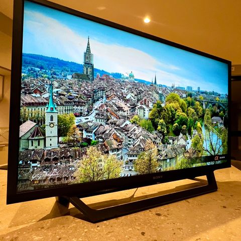 SONY BRAVIA 32",