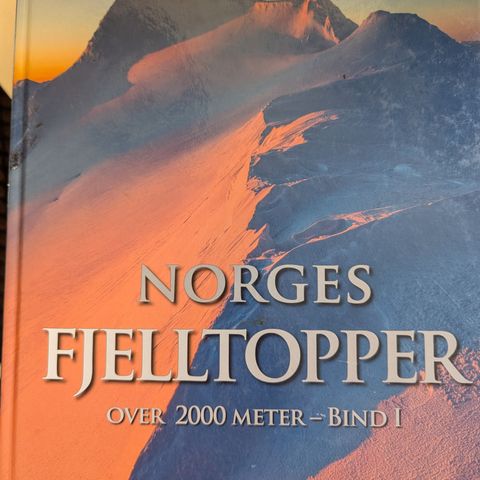 Norges fjelltopper over 2000 meter - bind 1