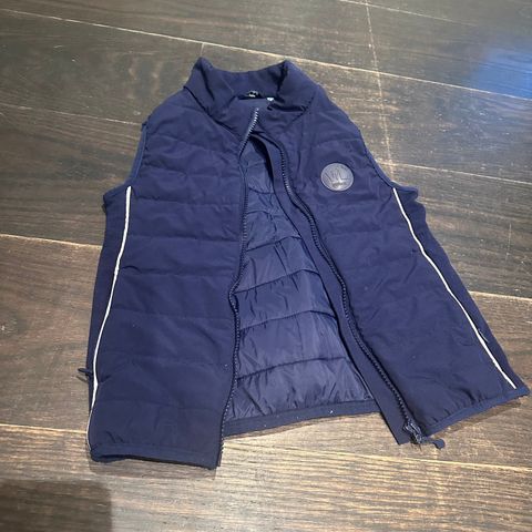 Woolland vest strl 122/128