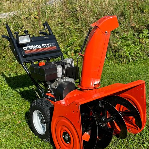 Ariens ST 1028 - 10hk