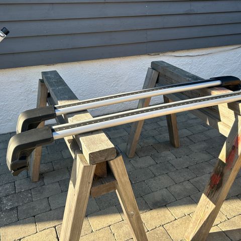 Thule Edge Wingbar - Audi E-tron - Grå