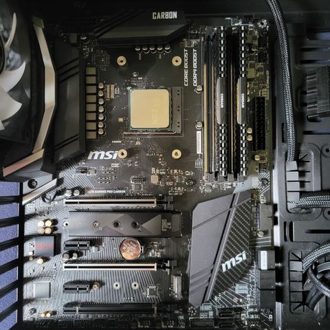 Motherboard og cpu