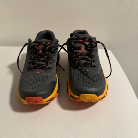 Hoka Torrent 3