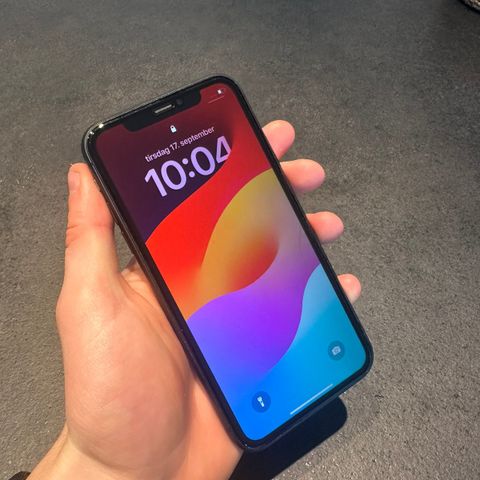 iPhone 11 - 128 GB