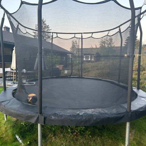 Pent brukt trampoline , jump king