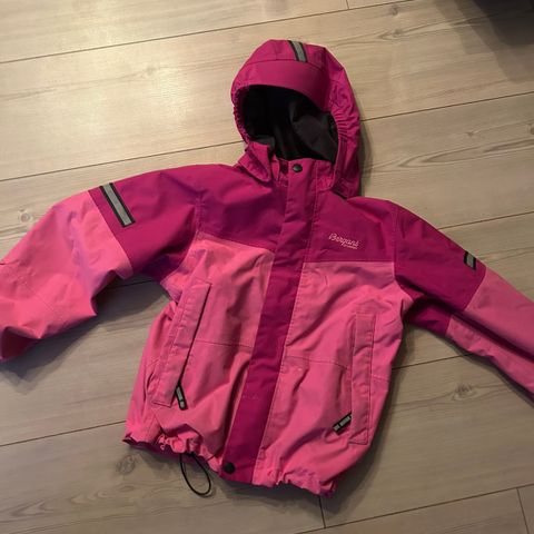 Bergans jakke str 122