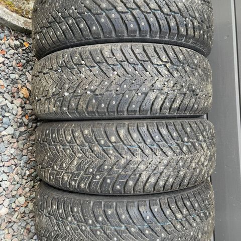 Nokian Hakkapeliitta 10 - 195/65R15 (4stk)