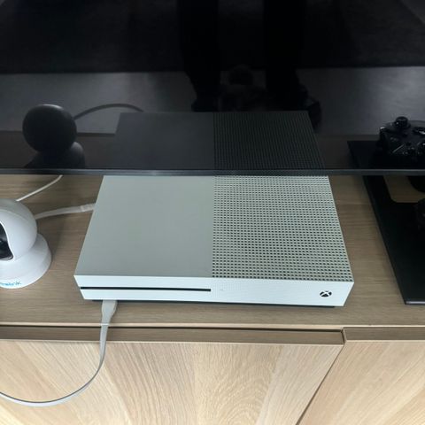 XBOX ONE S