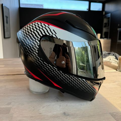 AGV K5S MC-hjelm