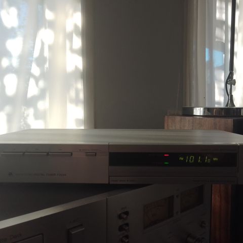 Philips tuner F2224