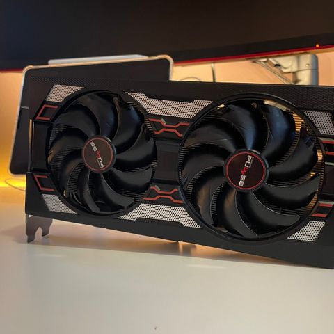 Sapphire Pulse RX 5600 XT (AMD)