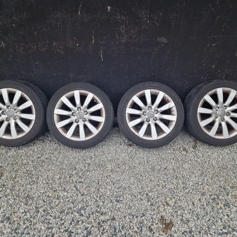 Sommerdekk Audi a4 235/45r17