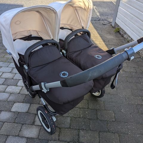 Bugaboo tvilling/søskenvogn