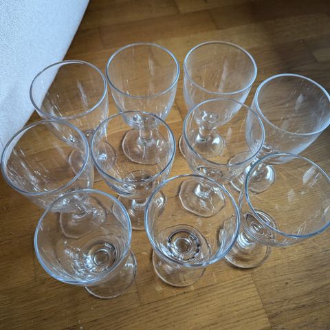 Vin glass Ikea ( selges ikke på Ikea lenger)