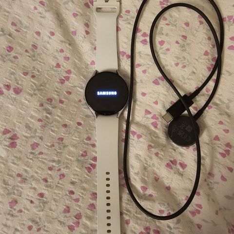 Galaxy watch5 44mm LTE