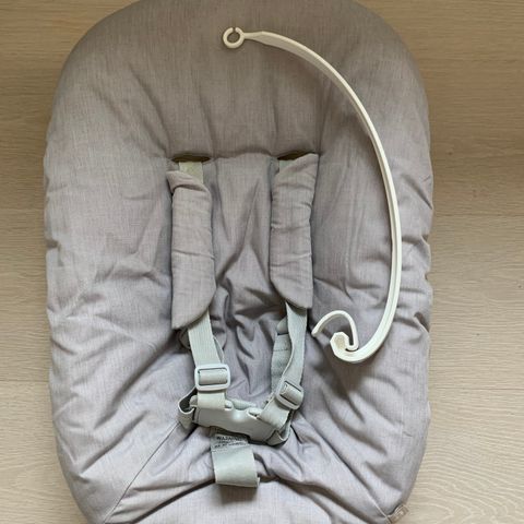 Stokke Tripp trapp newborn set m/lekebøyle