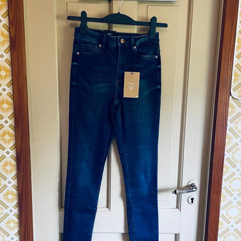 Helt ny Ola bukse/jeans med lappen på XS