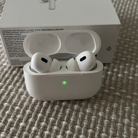 Apple AirPods pro 2