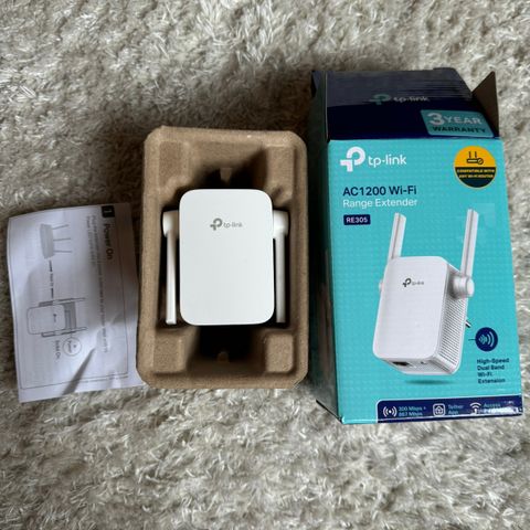 TP-Link RE305 WiFi Range Extender